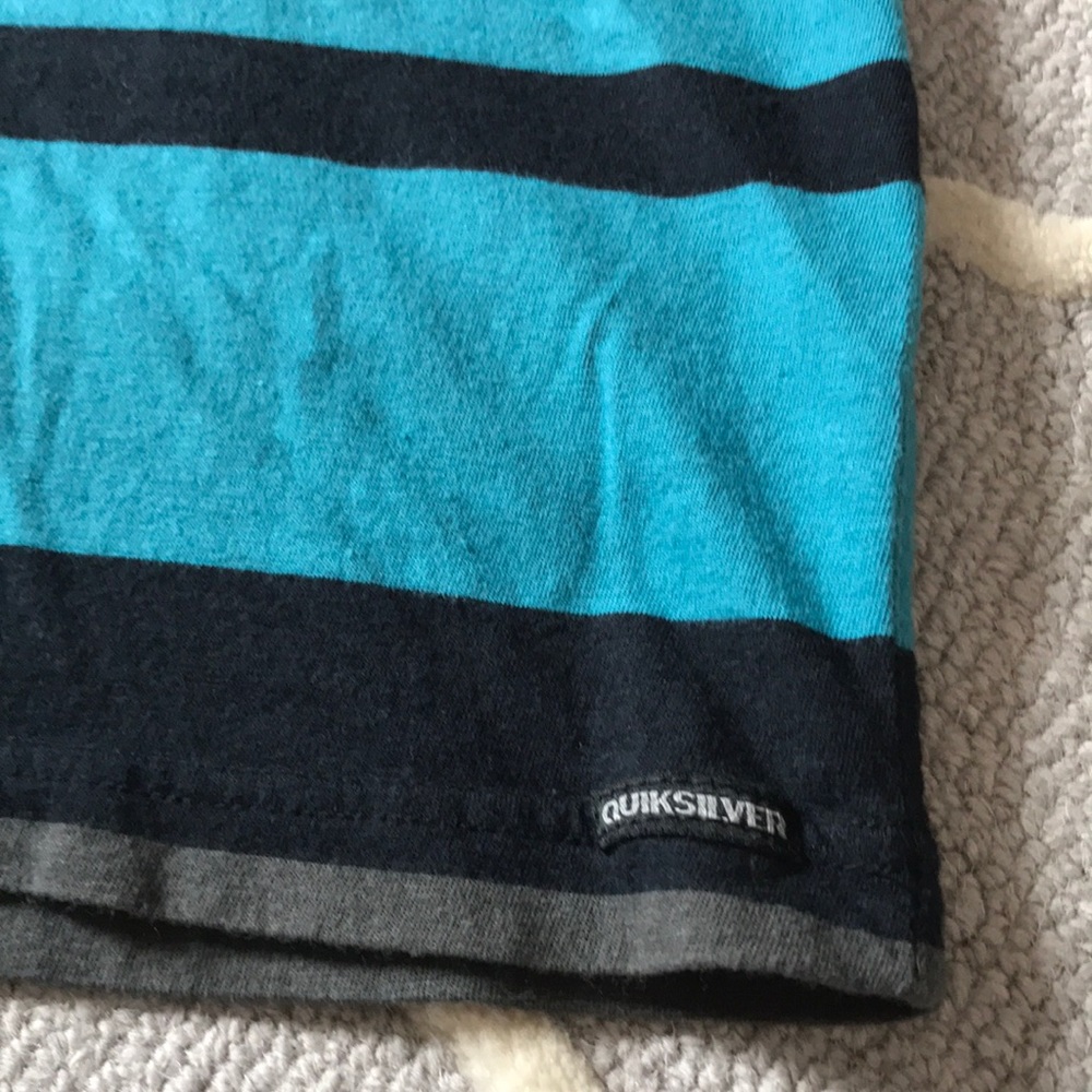 Quicksilver T-shirt - Picture 2 of 3